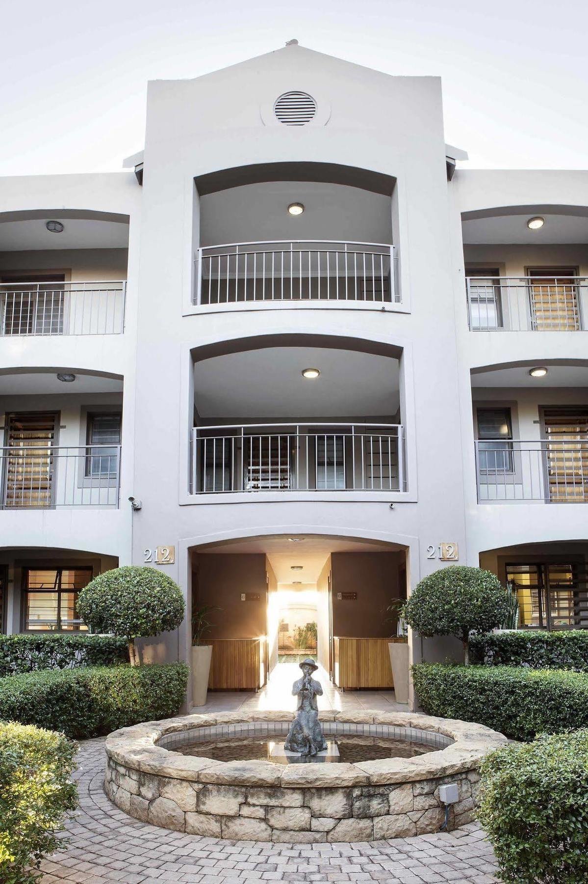 Faircity Grosvenor Gardens Претория Экстерьер фото