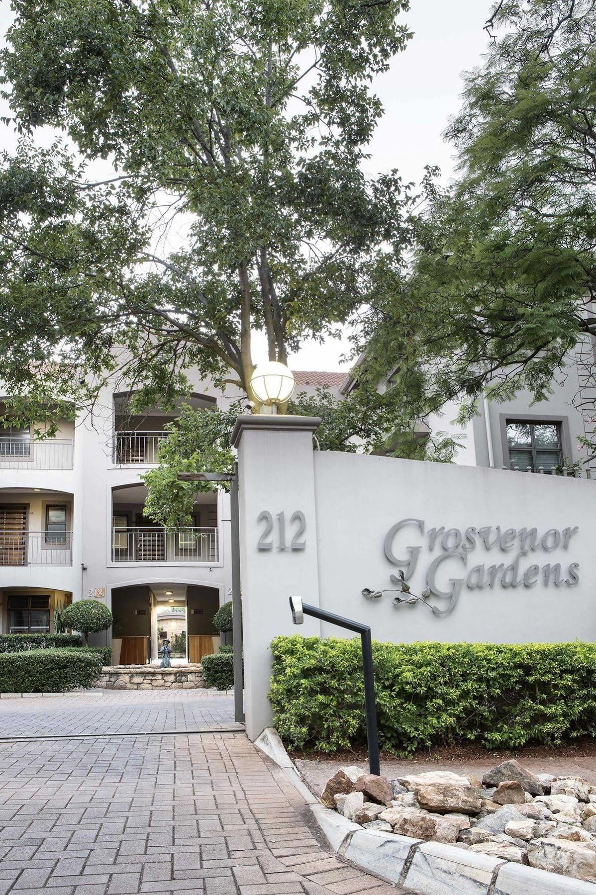 Faircity Grosvenor Gardens Претория Экстерьер фото